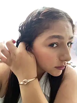 Emily milk 1 online show from 03/12/26, 02:45