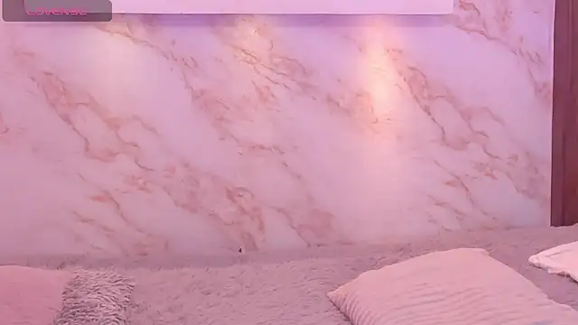 Dakota ferreti  online show from 04/10/26, 02:44