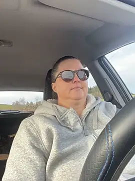 bea french curvy online show from 02/06/26, 09:23