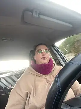 bea french curvy online show from 02/12/26, 12:55