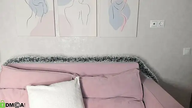 Ellen Hops online show from 12/22/25, 09:28