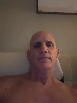 Elosoo online show from 12/21/25, 01:35