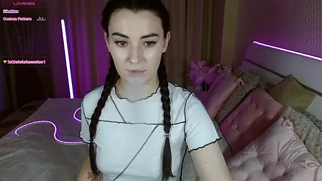 AdeleCutie online show from 12/02/25, 12:16