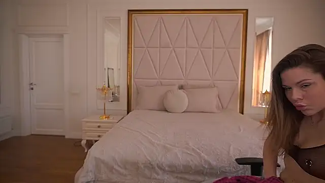 KissableKira online show from 03/13/26, 08:10