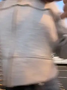 Zoe mayers online show from 12/01/25, 04:56