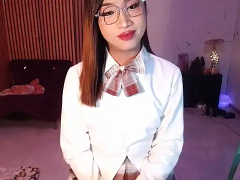 Sweet kendall xxx online show from 04/20/26, 01:36