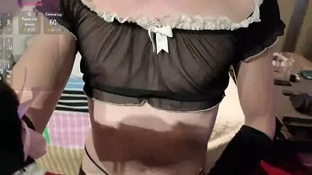 kittenbaguettefemboy online show from 11/29/25, 09:18