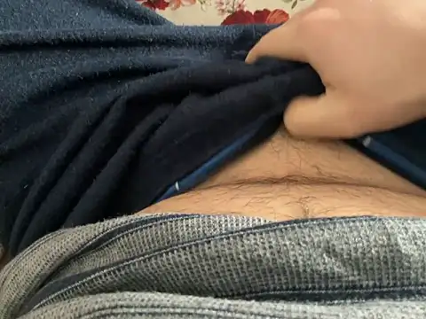 erdestruttor18 online show from 03/16/26, 07:12