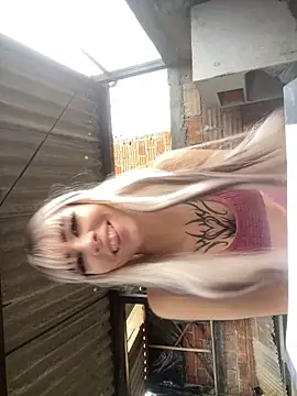 Ravenkittyy online show from 11/28/25, 09:17