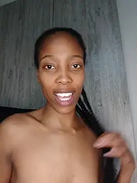 MsParisSmith online show from 04/14/26, 07:53