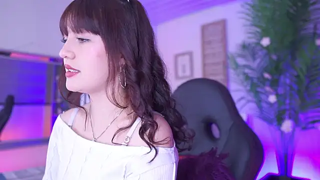 dakotaa 01 online show from 12/01/25, 03:06