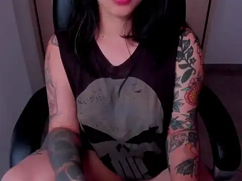 Snapshot of stanovleniyee chatting on 12/04/25, 06:05 stanovleniyee online show from 12/04/25, 06:05