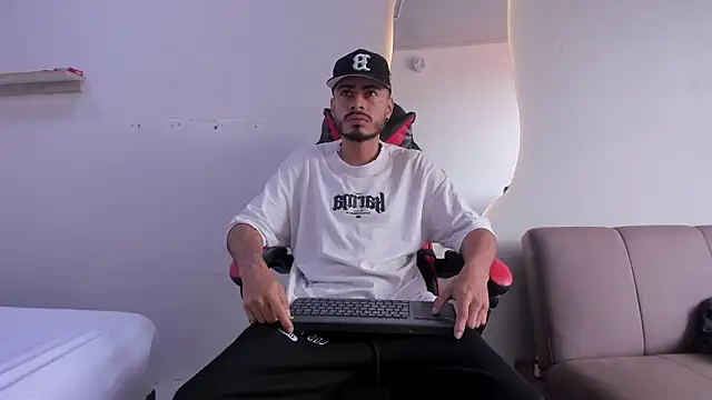 MatthewCullen online show from 02/02/26, 08:40