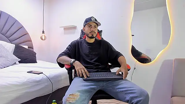 MatthewCullen online show from 02/25/26, 04:33