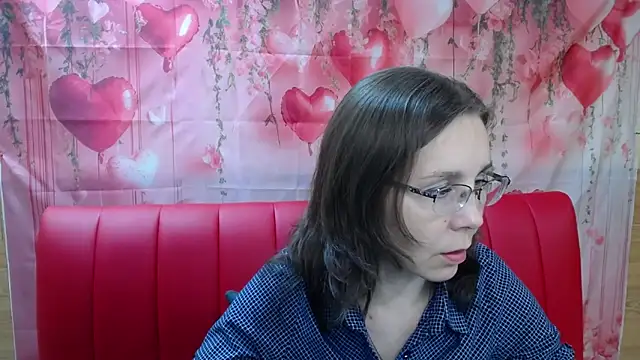 DaisyEdit online show from 03/22/26, 06:17