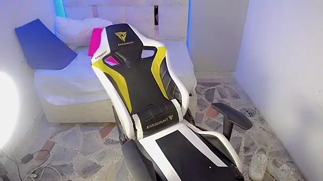 d moneyy  online show from 01/14/26, 09:37