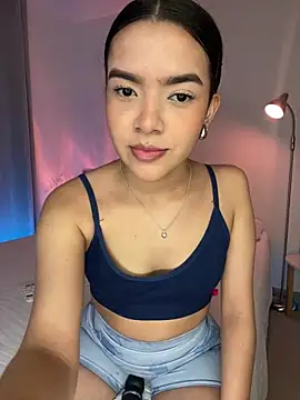 Snapshot of fluffycurls chatting on 02/19/26, 11:28 fluffycurls online show from 02/19/26, 11:28