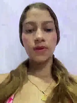 Snapshot of Vanneskk chatting on 02/08/26, 03:04 Vanneskk online show from 02/08/26, 03:04