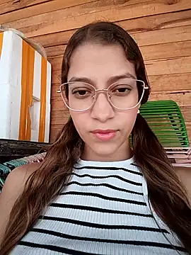 Snapshot of Vanneskk chatting on 02/10/26, 07:40 Vanneskk online show from 02/10/26, 07:40