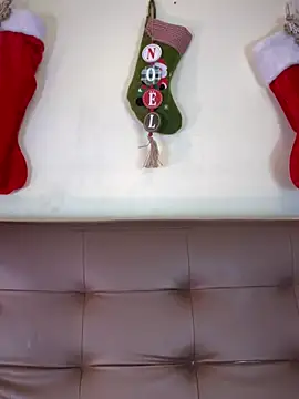 ZoeyFierce online show from 12/18/25, 01:50