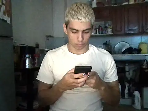 arturo  butera online show from 12/16/25, 04:12