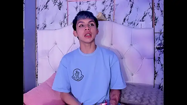 Snapshot of Prince_Apolo chatting on 12/14/25, 10:25 Prince Apolo online show from 12/14/25, 10:25