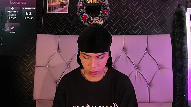 Snapshot of Prince_Apolo chatting on 12/16/25, 08:58 Prince Apolo online show from 12/16/25, 08:58