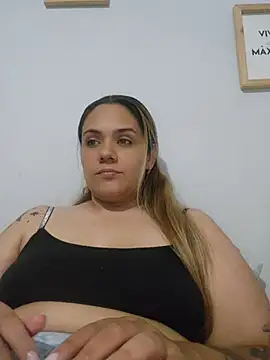 LoreinnFox online show from 05/01/26, 03:55