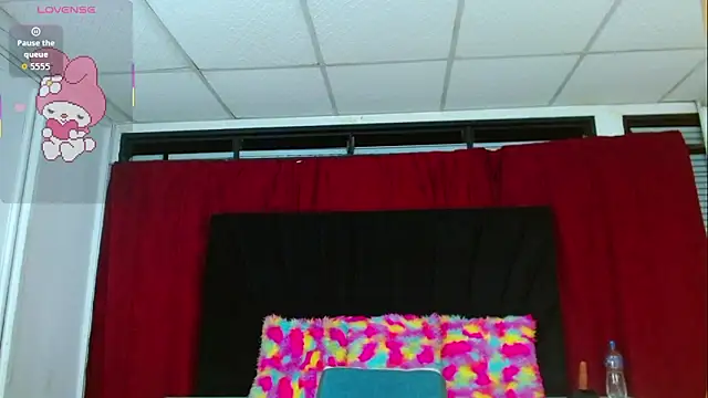 Snapshot of Melody_Kuromi chatting on 02/10/26, 11:31 Melody Kuromi online show from 02/10/26, 11:31