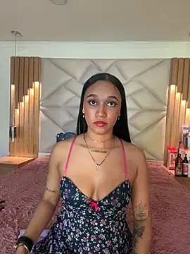 coraline vera online show from 04/21/26, 07:28