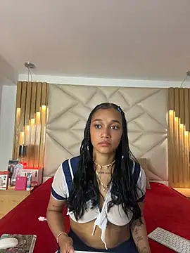 coraline vera online show from 06/04/26, 07:31