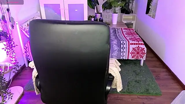 Helga vibe online show from 02/13/26, 04:52