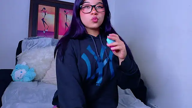 Snapshot of SweetMalory chatting on 02/01/26, 04:33 SweetMalory online show from 02/01/26, 04:33