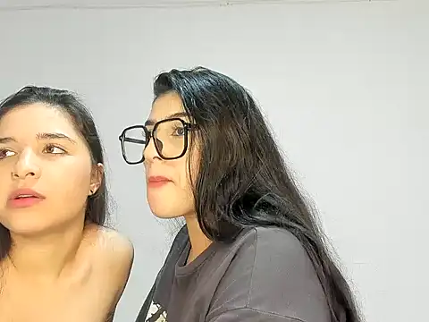 ROUS SWEET  online show from 11/28/25, 03:20