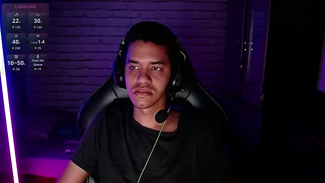 Snapshot of not4work chatting on 03/16/26, 06:17 not4work online show from 03/16/26, 06:17