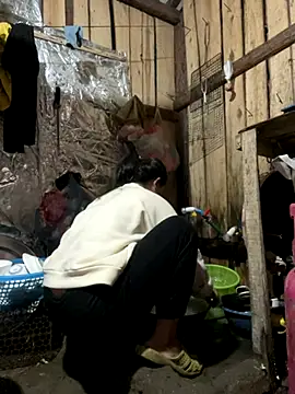 Snapshot of Thaoem chatting on 12/05/25, 09:18 Thaoem online show from 12/05/25, 09:18