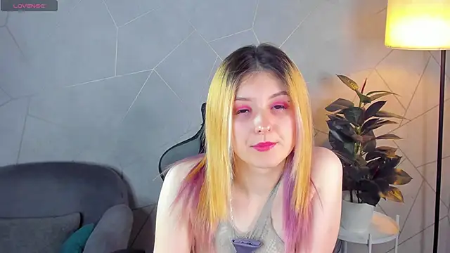 Diana Davis online show from 11/28/25, 04:26