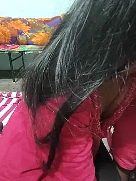 Zoyaa-Zubair online show from 01/12/26, 08:03