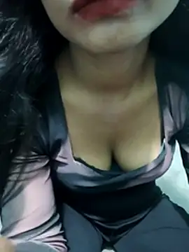 Zoyaa-Zubair online show from 04/28/26, 07:08