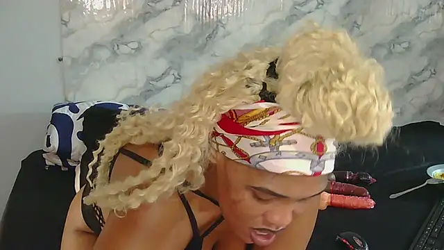 SexyZuluBarbie online show from 03/27/26, 10:26