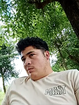 Snapshot of Elperritobb chatting on 12/14/25, 02:55 Elperritobb online show from 12/14/25, 02:55