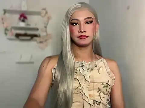 asiantwink0000 online show from 06/10/26, 12:00