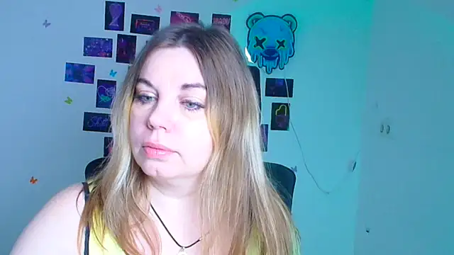 Amanda Swannn online show from 12/05/25, 06:44