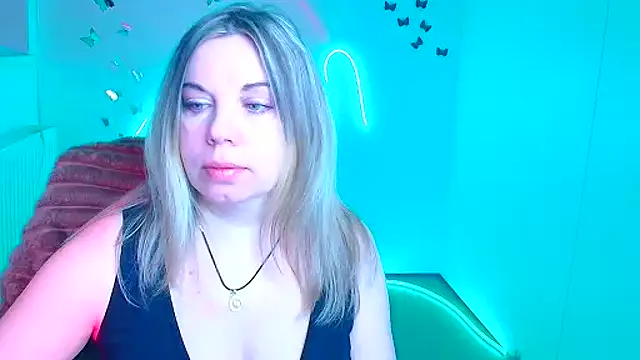 Amanda Swannn online show from 03/22/26, 06:39