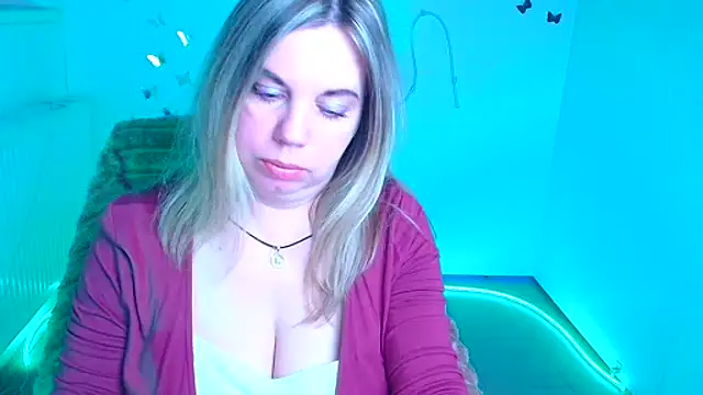 Amanda Swannn online show from 04/23/26, 12:29