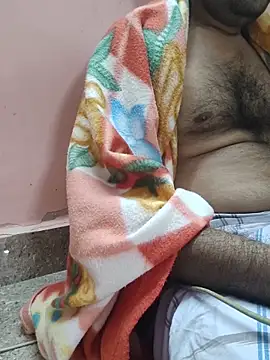 Snapshot of smgrtamil chatting on 12/05/25, 03:41 smgrtamil online show from 12/05/25, 03:41