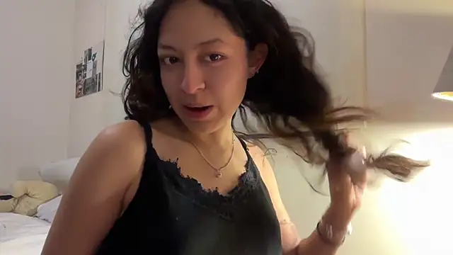 Snapshot of Alicatcua_ chatting on 02/09/26, 03:10 Alicatcua online show from 02/09/26, 03:10