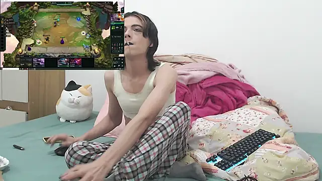 ShyBabyFem online show from 05/02/26, 11:32