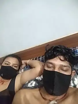 Snapshot of hotty_ragini chatting on 12/15/25, 01:43 hotty ragini online show from 12/15/25, 01:43