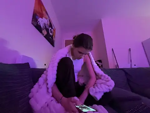 lucyx xx online show from 02/08/26, 08:01